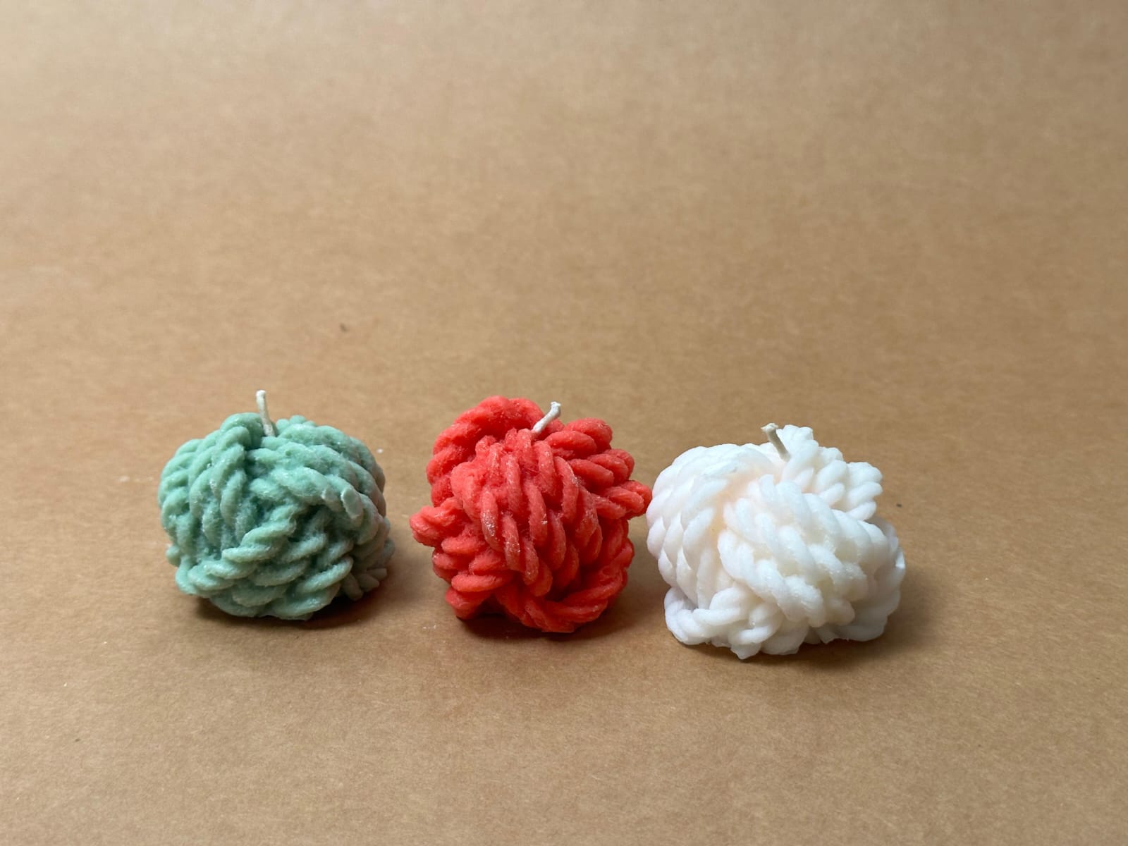 Set of 3 Knitted Ball Candle