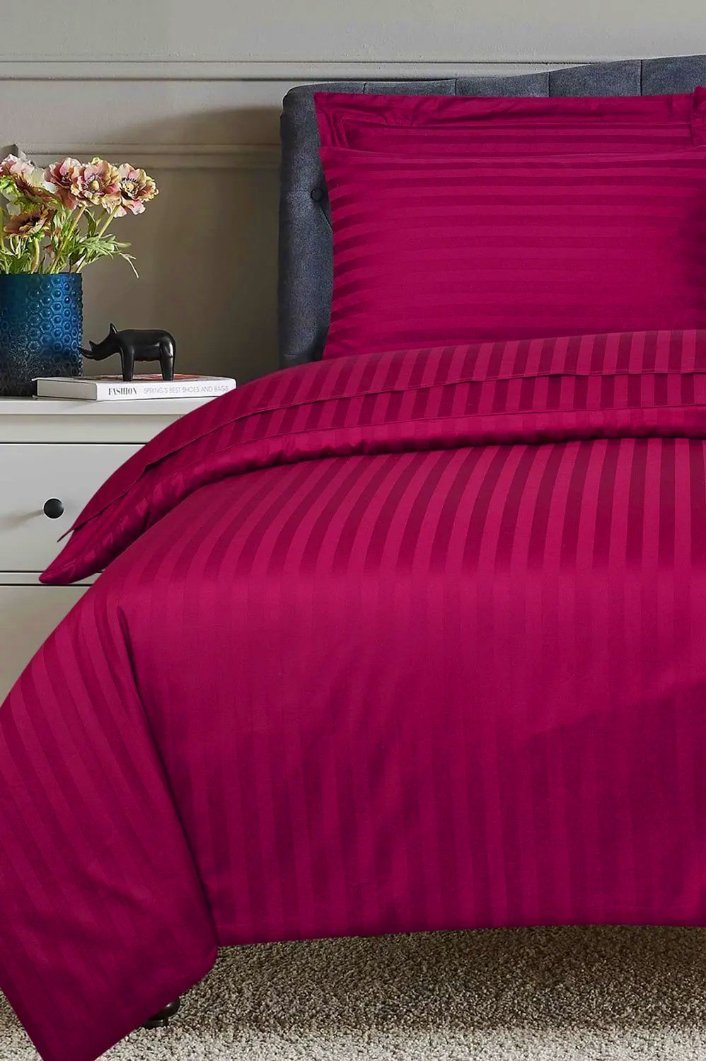 Stripe Duvet Cover -250cm * 260cm - 3 Pieces – Red